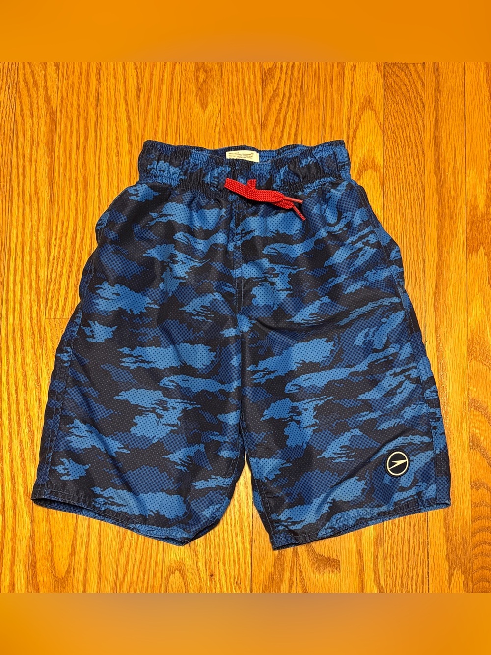 4/$5 Speedo boys swim trunks size 6